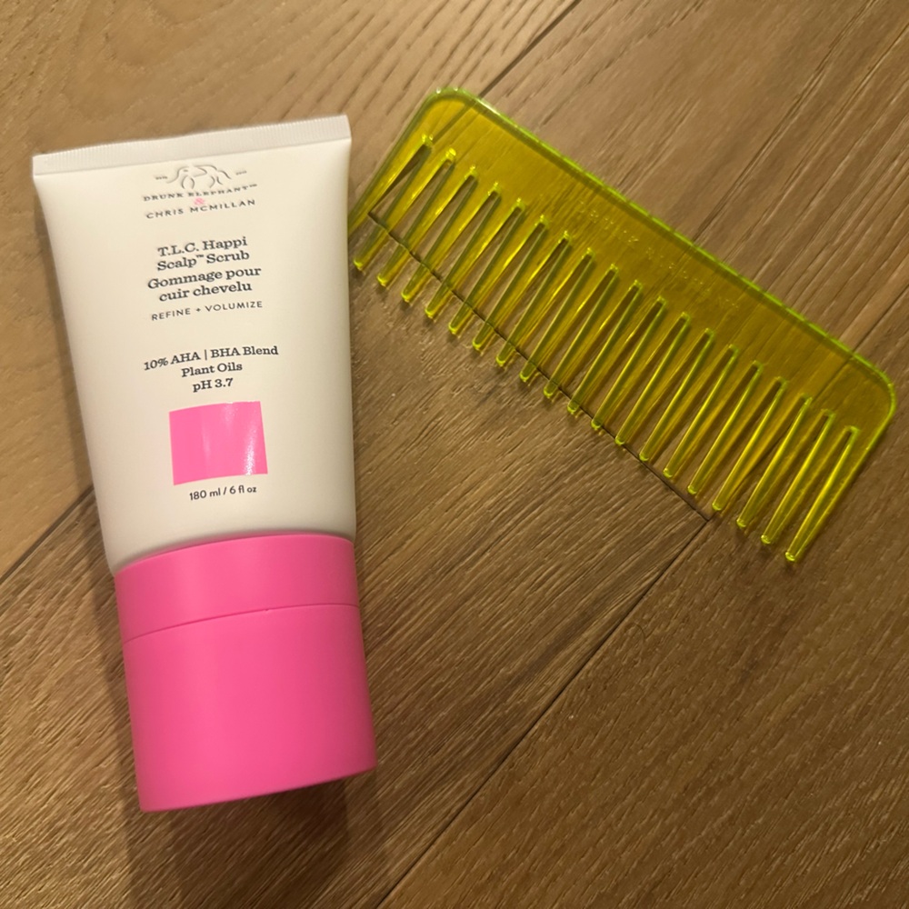 Drunk elephant TLC happi scalp scrub